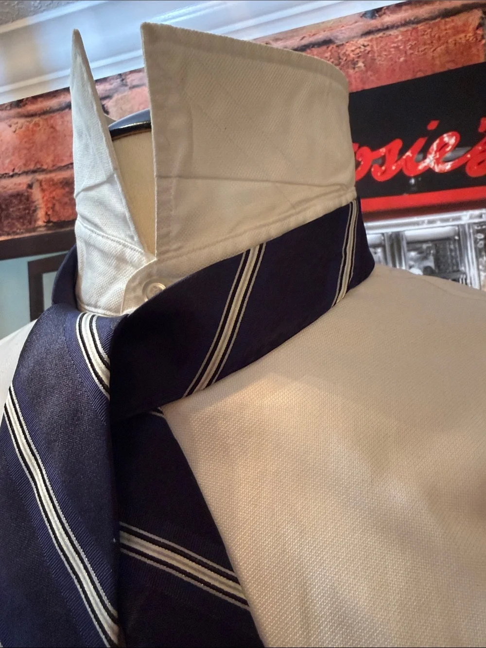 Brooks Brothers Navy & White Striped Silk Necktie